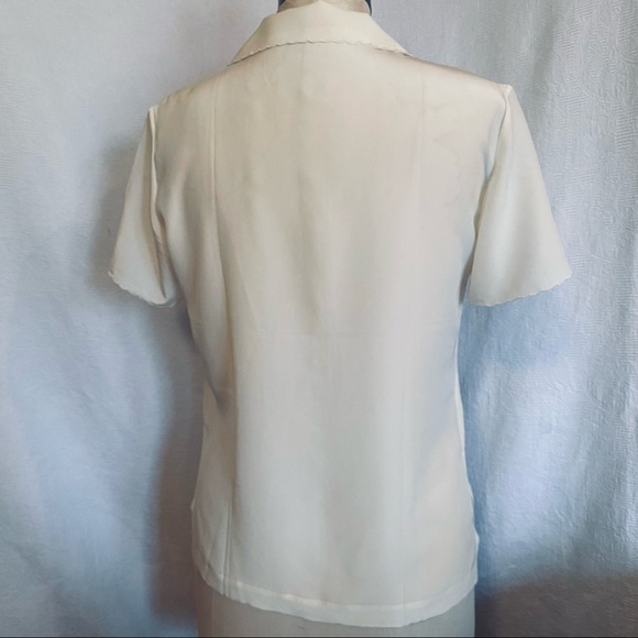 Pure silk M/L ivory hand embroidered short sleeve blouse. NWOT - Picture 5 of 6